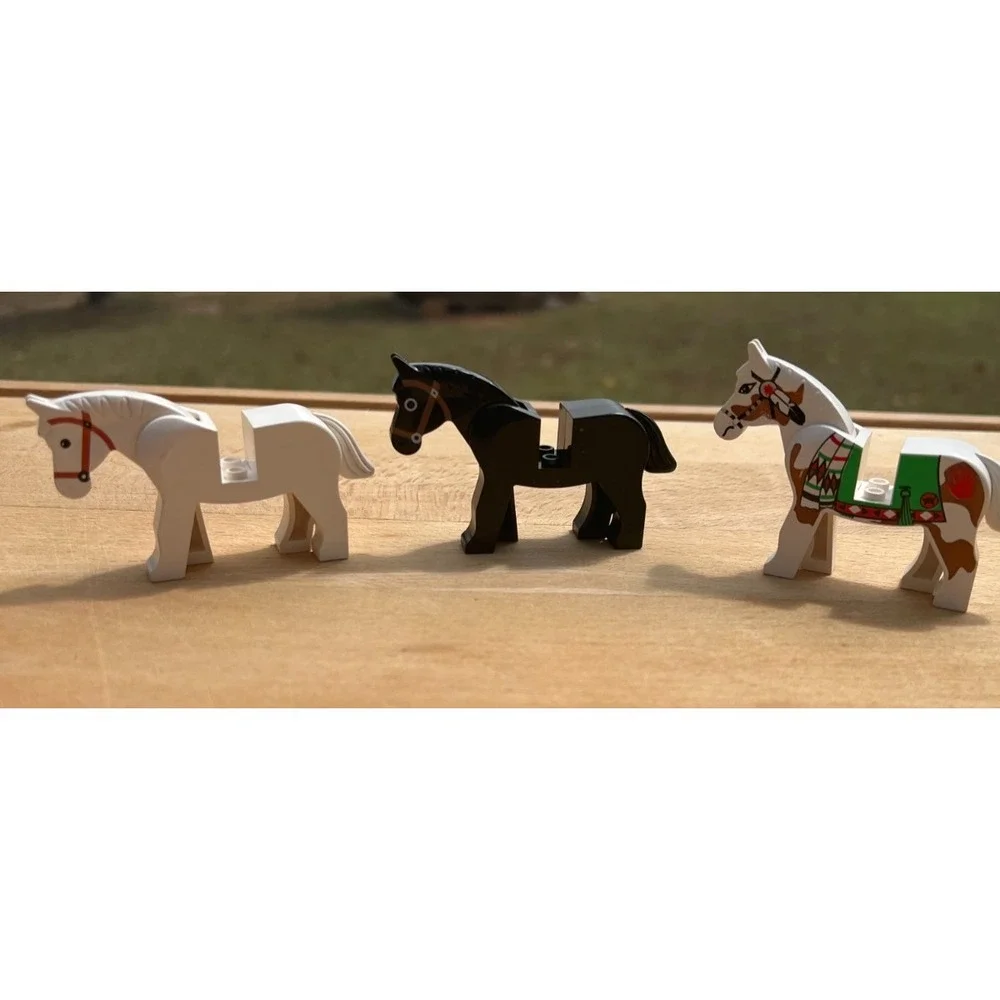 Lot of 3 Used LEGO Horses White Black Painted Saddle Castle Western